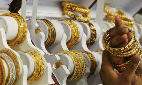 Giá vàng tiếp tục suy yếu